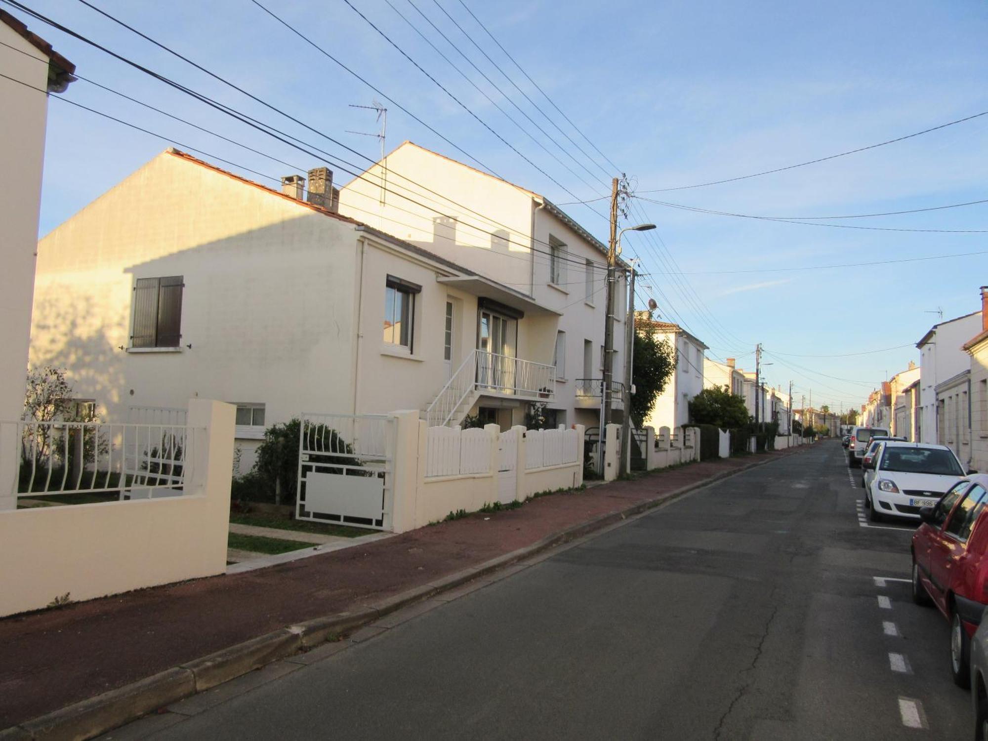 Maranatha Bis Apartment Saintes Bagian luar foto